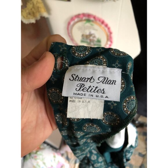 80's VTG Stuart Alan Petites green geometric patterned lace midi length day dres - Picture 4 of 5